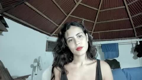         online show from 25, 11, 2025