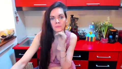 Snapshot of sexqueen1111 chatting on 10, 2, 2025 sexqueen1111 online show from 10, 2, 2025