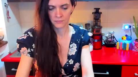 Snapshot of sexqueen1111 chatting on 24, 2, 2025 sexqueen1111 online show from 24, 2, 2025