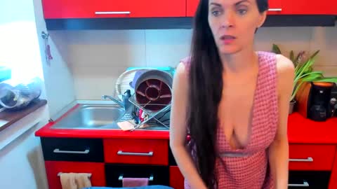 Snapshot of sexqueen1111 chatting on 2, 3, 2025 sexqueen1111 online show from 2, 3, 2025