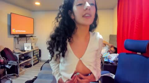 Jax and Lu online show from 5, 1, 2025