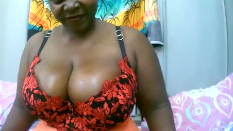 sexxi_ebony online show from 22, 12, 2025