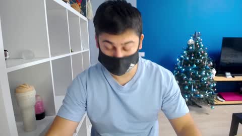 Snapshot of sexxxdickbig chatting on 3, 1, 2025 Tommy online show from 3, 1, 2025