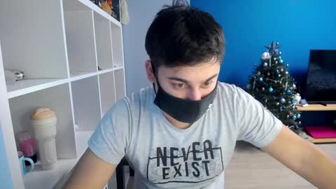Snapshot of sexxxdickbig chatting on 5, 1, 2025 Tommy online show from 5, 1, 2025