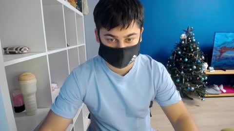Snapshot of sexxxdickbig chatting on 11, 1, 2025 Tommy online show from 11, 1, 2025