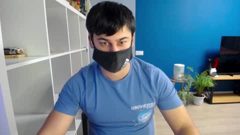 Snapshot of sexxxdickbig chatting on 2, 2, 2025 Tommy online show from 2, 2, 2025