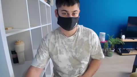 Snapshot of sexxxdickbig chatting on 13, 2, 2025 Tommy online show from 13, 2, 2025