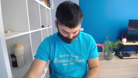 Snapshot of sexxxdickbig chatting on 16, 2, 2025 Tommy online show from 16, 2, 2025