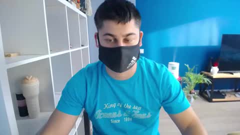 Snapshot of sexxxdickbig chatting on 16, 2, 2025 Tommy online show from 16, 2, 2025