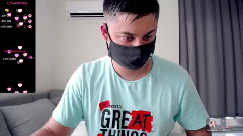 Snapshot of sexxxdickbig chatting on 17, 9, 2025 Tommy online show from 17, 9, 2025