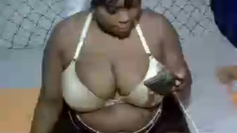 Snapshot of sexxy_brii chatting on 3, 7, 2026 sexxy_brii online show from 3, 7, 2026