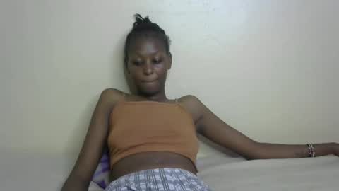 Snapshot of sexxy_bum23 chatting on 18, 2, 2025 sexxy bum online show from 18, 2, 2025