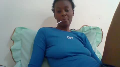 Snapshot of sexxy_bum23 chatting on 6, 10, 2025 sexxy bum online show from 6, 10, 2025