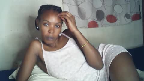 sexxy_curvy23 online show from 5, 1, 2026