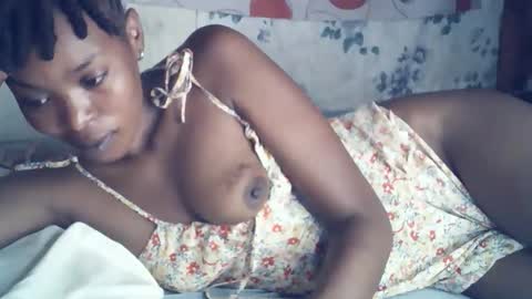 sexxy_curvy23 online show from 12, 3, 2026