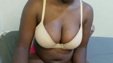 sexxy_maya1 online show from 16, 4, 2026