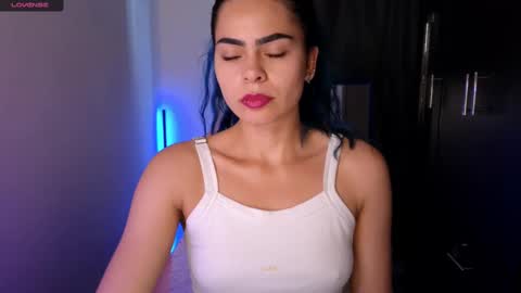  Angie   online show from 21, 9, 2025