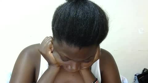Snapshot of sexxymelanin73 chatting on 29, 4, 2026 Sexy Boobs online show from 29, 4, 2026