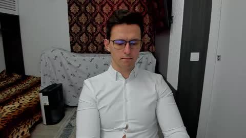 Snapshot of sexxymuscles4u chatting on 11, 3, 2025 Sexxymuscles4U online show from 11, 3, 2025