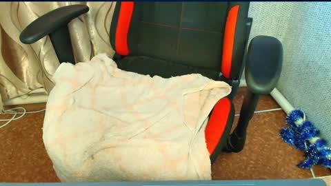 Jessica  Face only in pvt or in snapchat Dont ask more.... online show from 20, 2, 2025