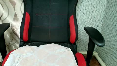 Jessica  Face only in pvt or in snapchat Dont ask more.... online show from 22, 12, 2025