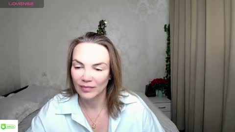 sexy_baby_cute online show from 9, 5, 2026