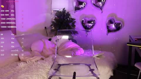 Lina online show from 15, 2, 2025