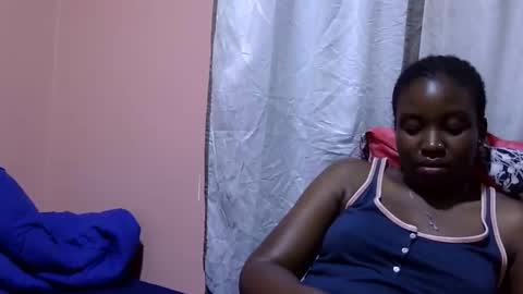 Snapshot of sexy_butt1 chatting on 2, 1, 2025 sexy butt1 online show from 2, 1, 2025