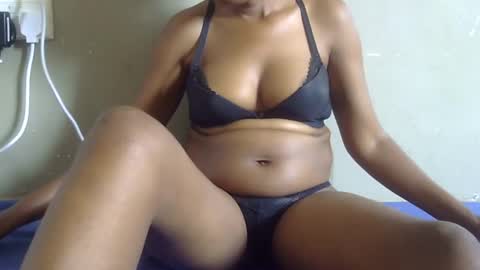 sexy_claude96 online show from 26, 1, 2025