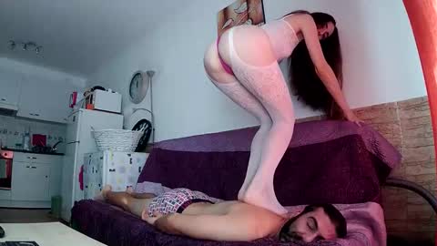 Bunny online show from 10, 11, 2025