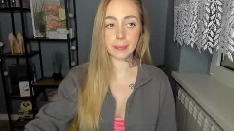 C o r a l i e online show from 17, 12, 2024