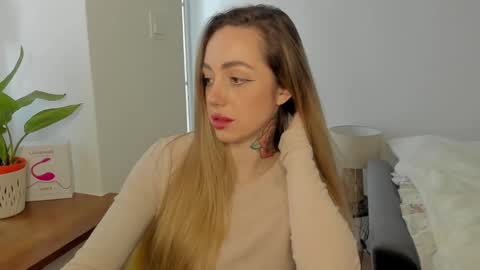 C o r a l i e online show from 17, 1, 2025