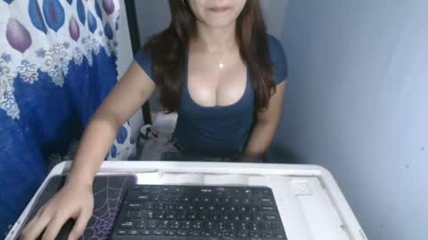 Snapshot of sexy_elodiee chatting on 20, 10, 2025 sexy_elodiee online show from 20, 10, 2025