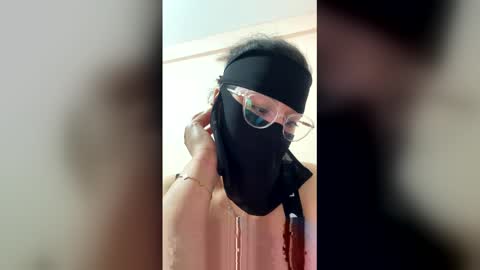 sexy_hijab1 online show from 14, 5, 2026