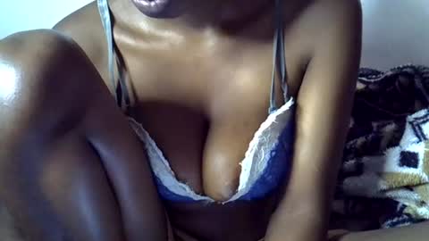 Snapshot of sexy_leila3 chatting on 29, 6, 2026 kayla online show from 29, 6, 2026