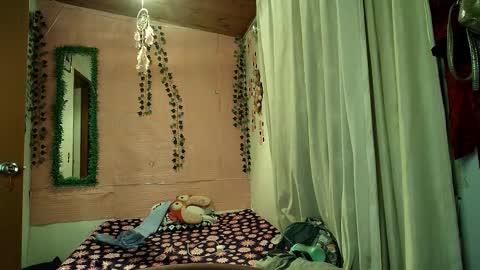 sexy lolas online show from 23, 11, 2025