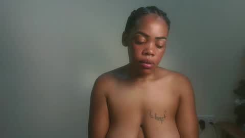 sexy_lyna online show from 21, 12, 2025