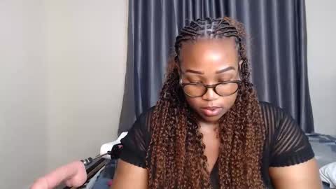 sexy online show from 6, 11, 2025