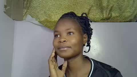 Molyne online show from 1, 3, 2026