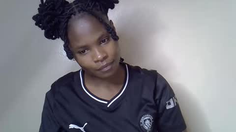 Molyne online show from 12, 3, 2026