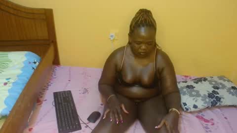 Snapshot of sexy_mummy2 chatting on 6, 1, 2026 lina online show from 6, 1, 2026