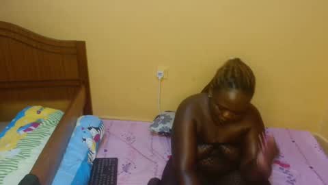 Snapshot of sexy_mummy2 chatting on 12, 1, 2026 lina online show from 12, 1, 2026