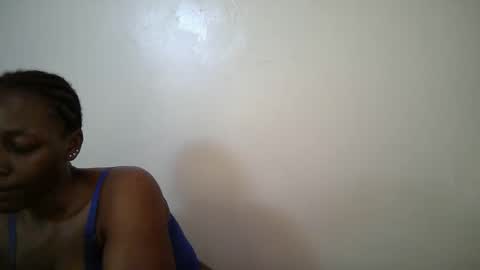 Snapshot of sexy_muna2 chatting on 12, 5, 2026 sexy_muna2 online show from 12, 5, 2026