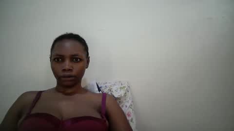 Snapshot of sexy_muna2 chatting on 18, 5, 2026 sexy_muna2 online show from 18, 5, 2026