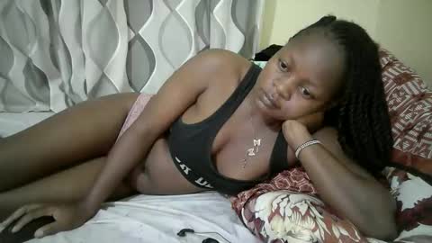 Snapshot of sexy_nanah chatting on 19, 5, 2026 sexy_nanah online show from 19, 5, 2026