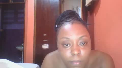 sexy_phee online show from 28, 10, 2025