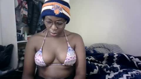 Snapshot of sexy_tatty2 chatting on 7, 10, 2025 sexy_tatty2 online show from 7, 10, 2025