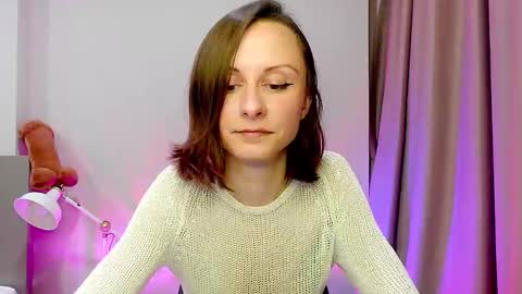 Mandy Green online show from 3, 11, 2025