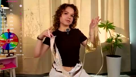 Snapshot of sexy_xs chatting on 27, 6, 2026 Agatha online show from 27, 6, 2026