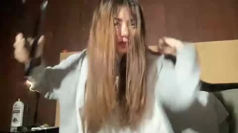 Alice Skay online show from 9, 11, 2025